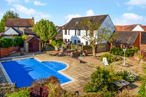 Communal Garden With Pool- click for photo gallery